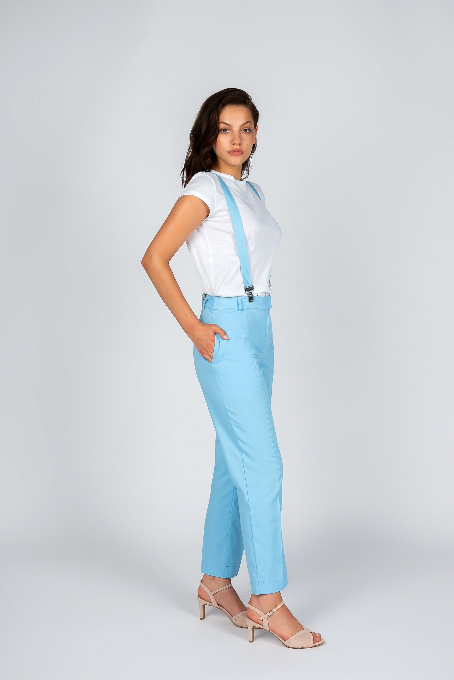 Damenhose hellblau