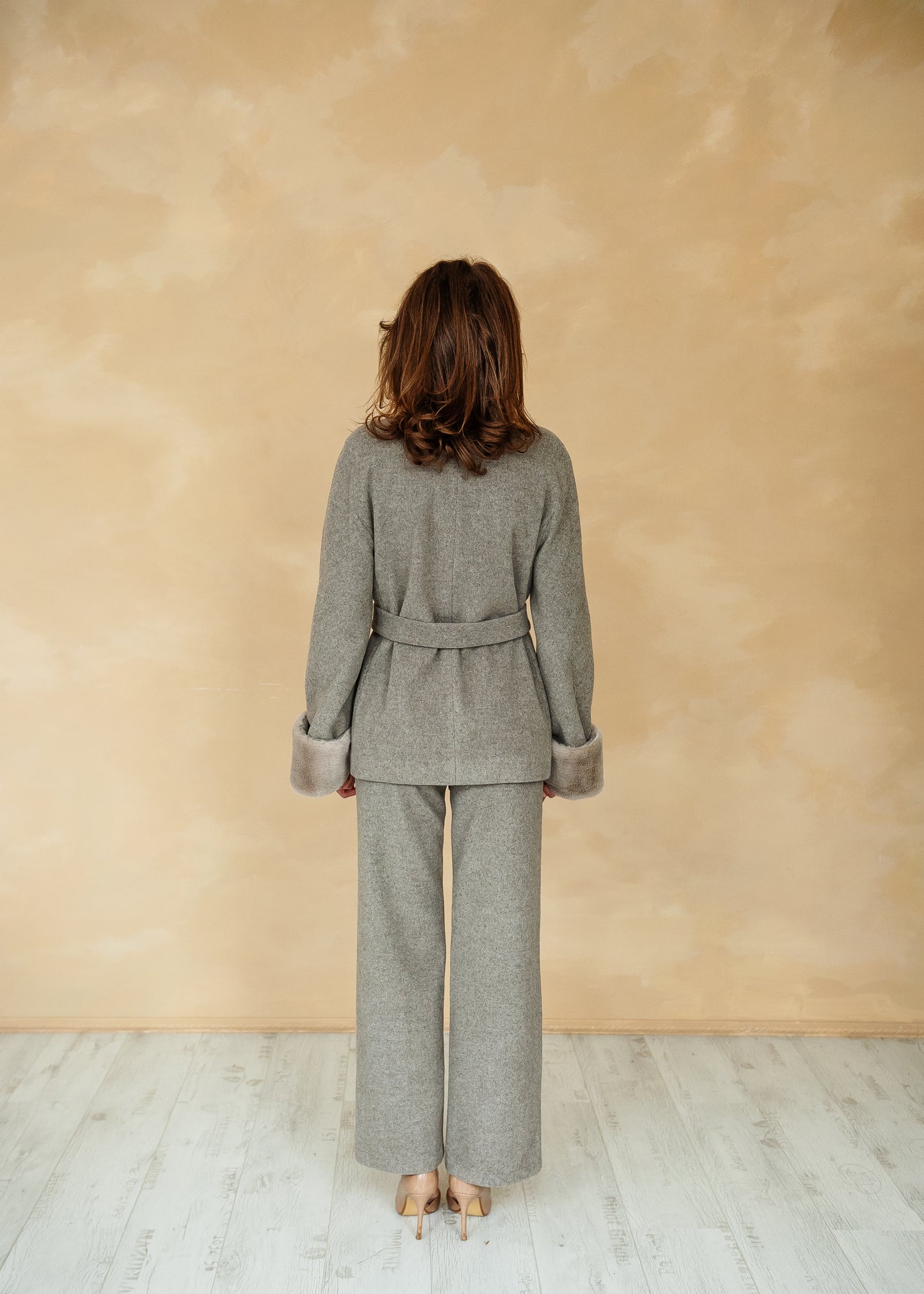 Damenhose aus Wolle