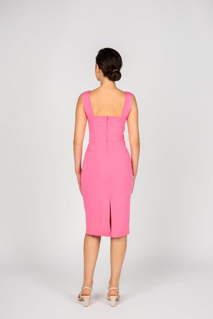 Etuikleid in zartem Rosé