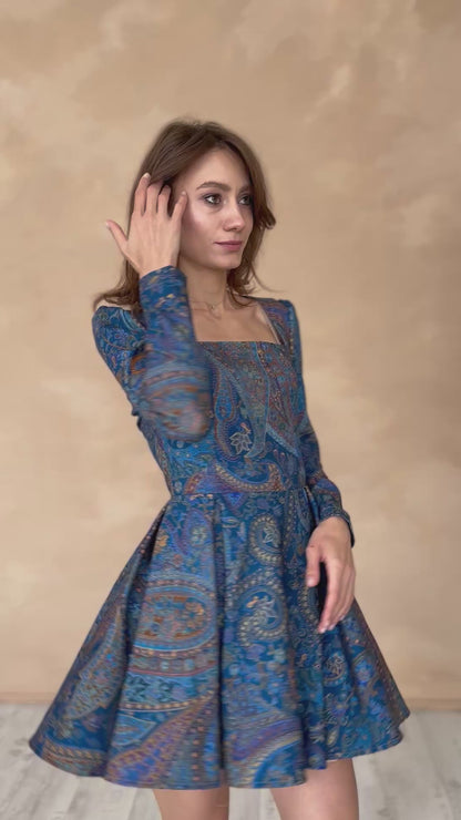 Kleid mit Paisley-Muster